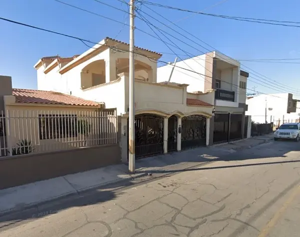 Casa en venta en Jardines del Lago, Mexicali — foto 3 de 12