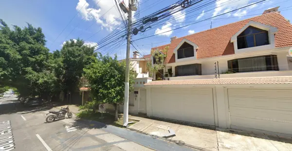 Casa en venta en Loma Real, Zapopan — foto 3 de 10