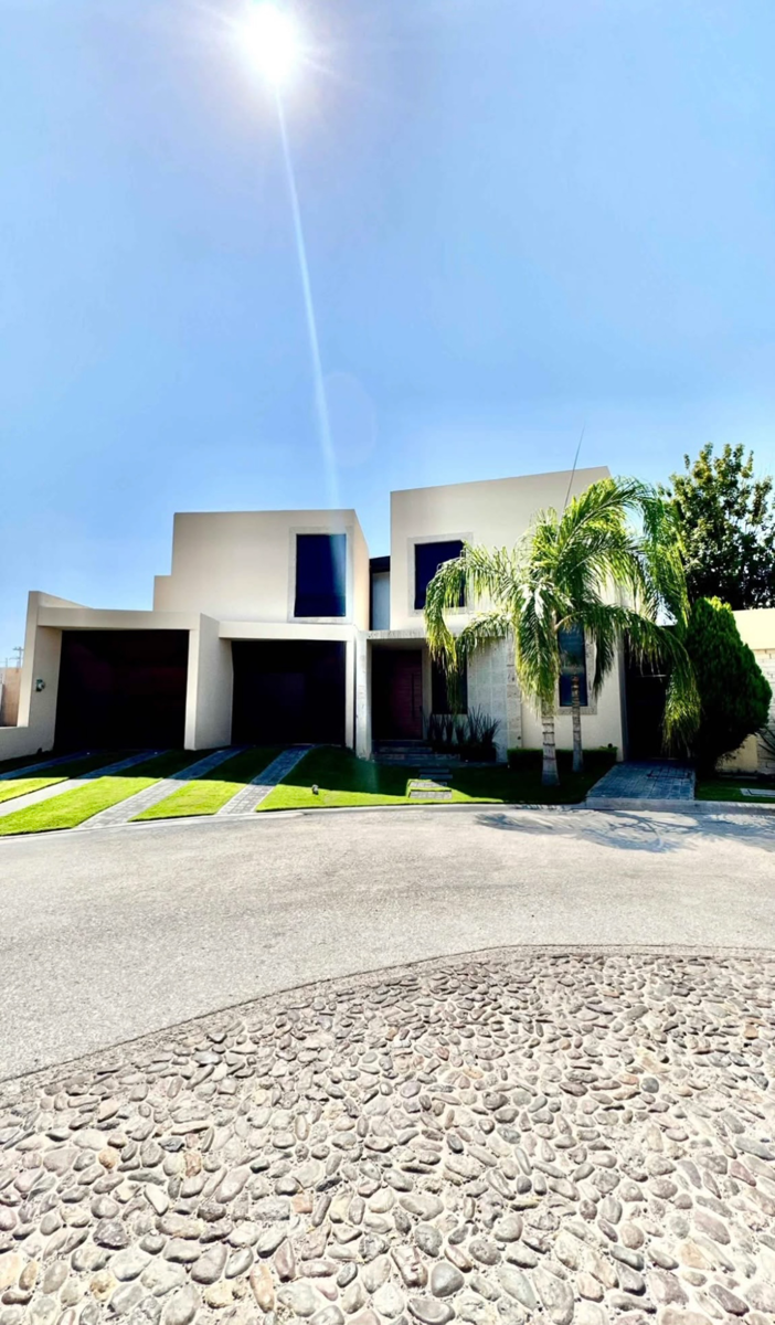 Casa en venta en Las Villas, Torreón — foto 1 de 18