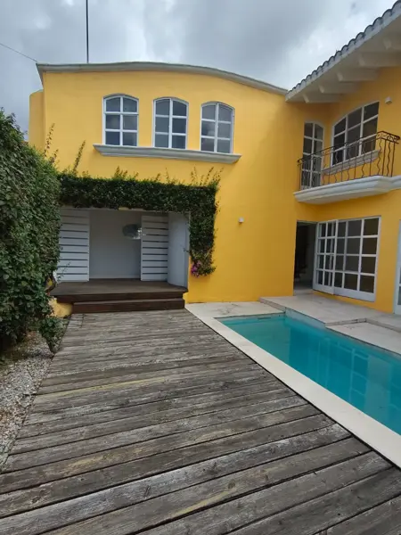 Casa en Venta en Vista Hermosa, Cuernavaca - Cerca de Servicios Clave y Espacios Recreativos