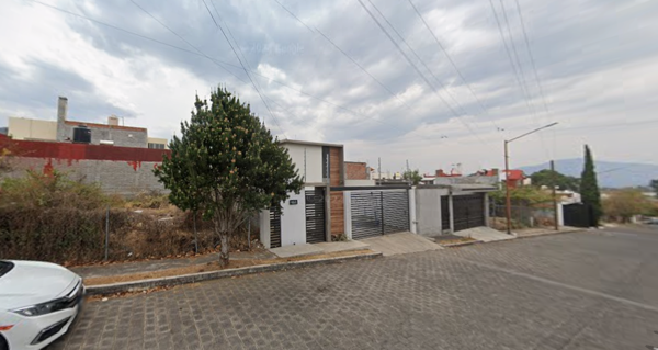 CASA EN VENTA EN CIUDAD PELUCHE, MORELIA-MICH