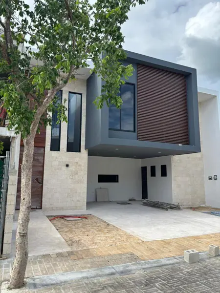 VENTA | SOLUNA | TEMOZON NORTE | 3 RECAMARAS + ESTUDIO