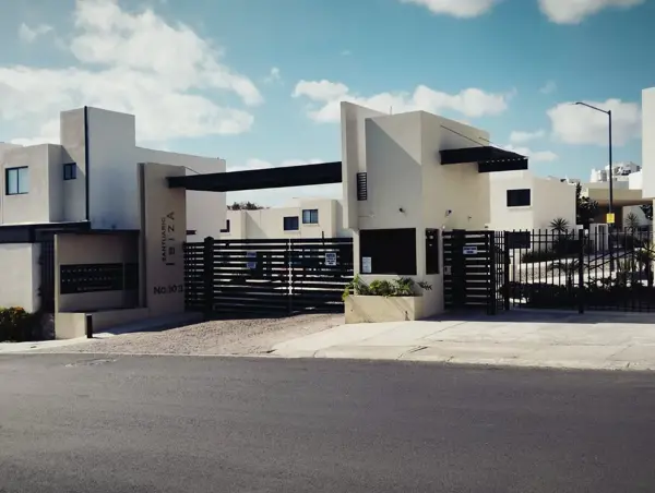Exclusiva Oportunidad, Casas de Entrega Inmediata en Condominio Residencia Excelente Conectividad