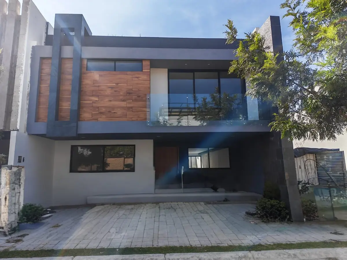 Casa en venta en Lomas de Angelópolis, Ocoyucan — foto 1 de 18