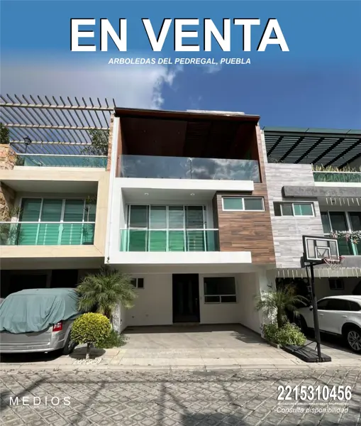 Residencia en Arboledas del Pedregal, Puebla, Acabados de Lujos y Excelentes Espacios