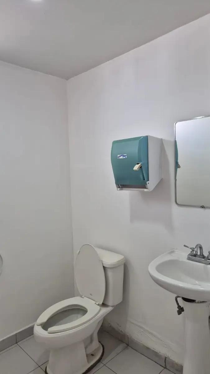 Vista 5 de Bodega en RENTA, Av Juarez en Torreón Coahuila
