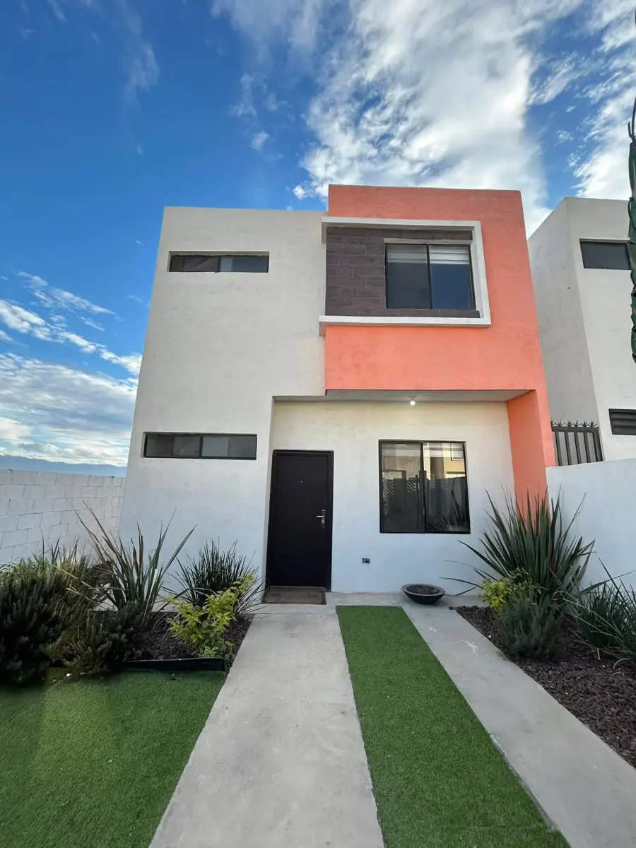 Casa en venta en El Cactus, Ramos Arizpe — foto 1 de 12