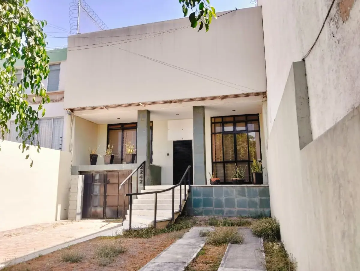 Casa en venta en Americana, Guadalajara — foto 1 de 20