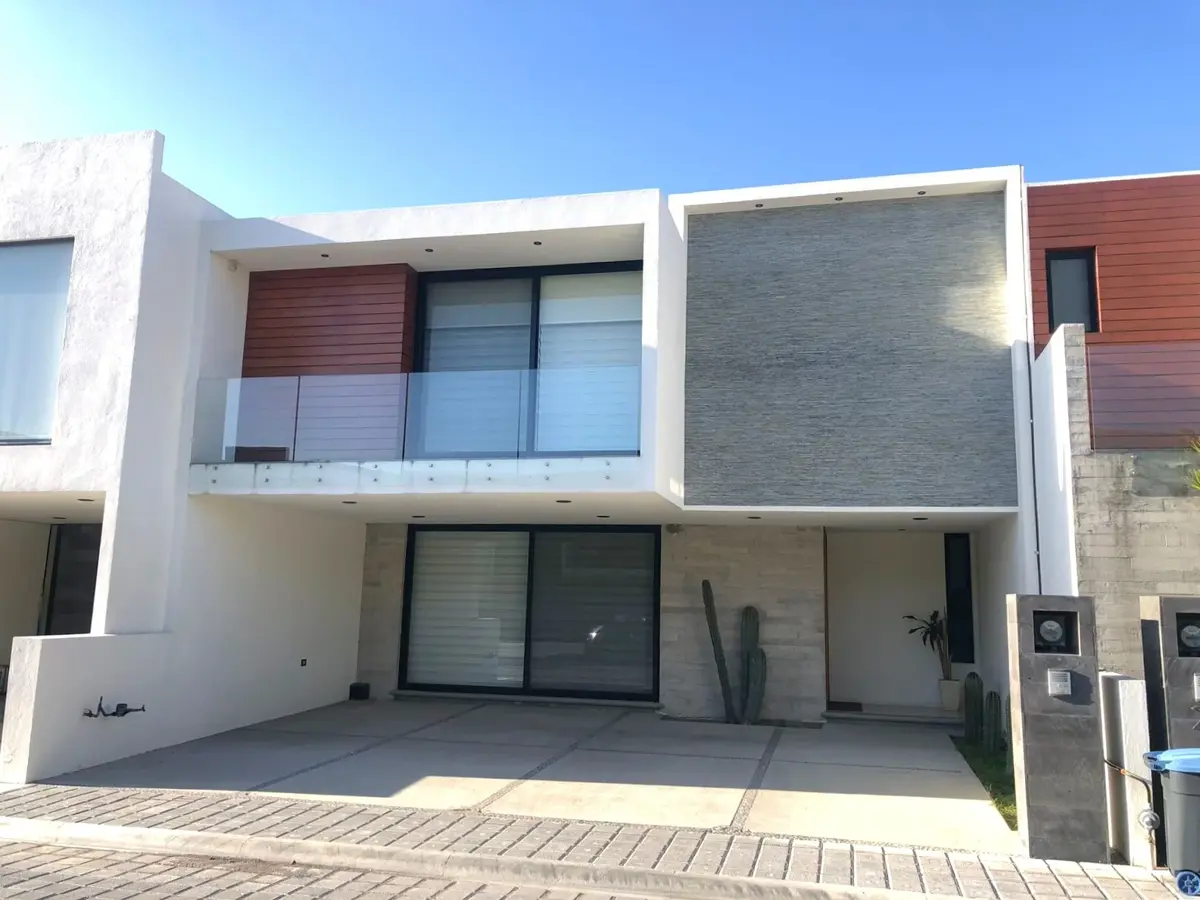 Casa en venta en San Bernardino Tlaxcalancingo, San Andrés Cholula — foto 1 de 18