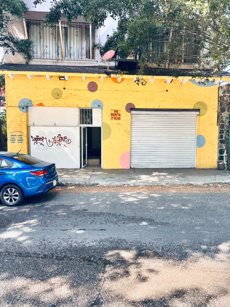 BODEGA DE 150M2 EN LOMAS DE LA SELVA SOBRE AV. PRINCIPAL
