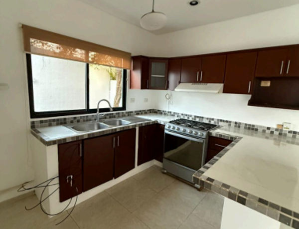 Casa en renta en Cocoyoles, Mérida — foto 3 de 14