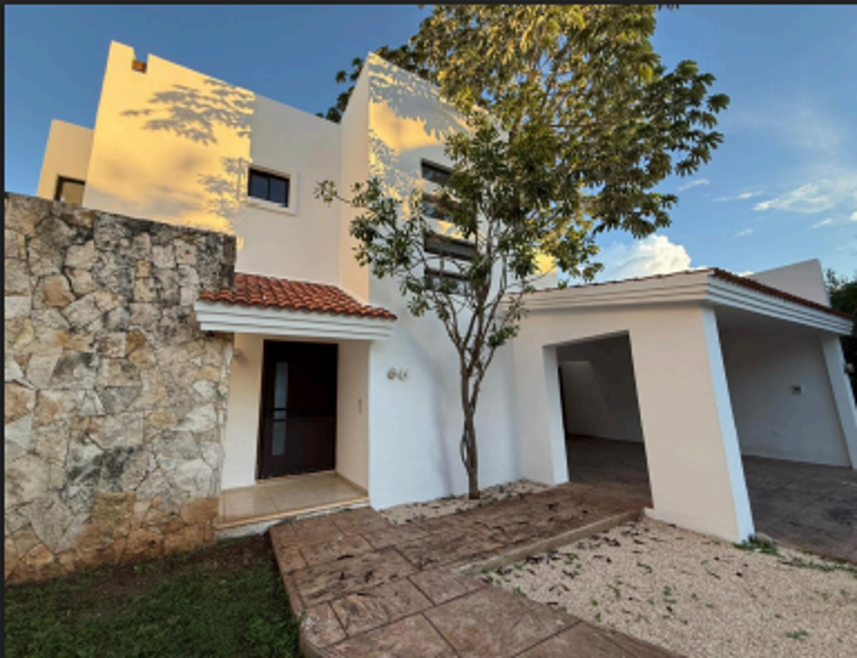 Casa en renta en Cocoyoles, Mérida — foto 1 de 14