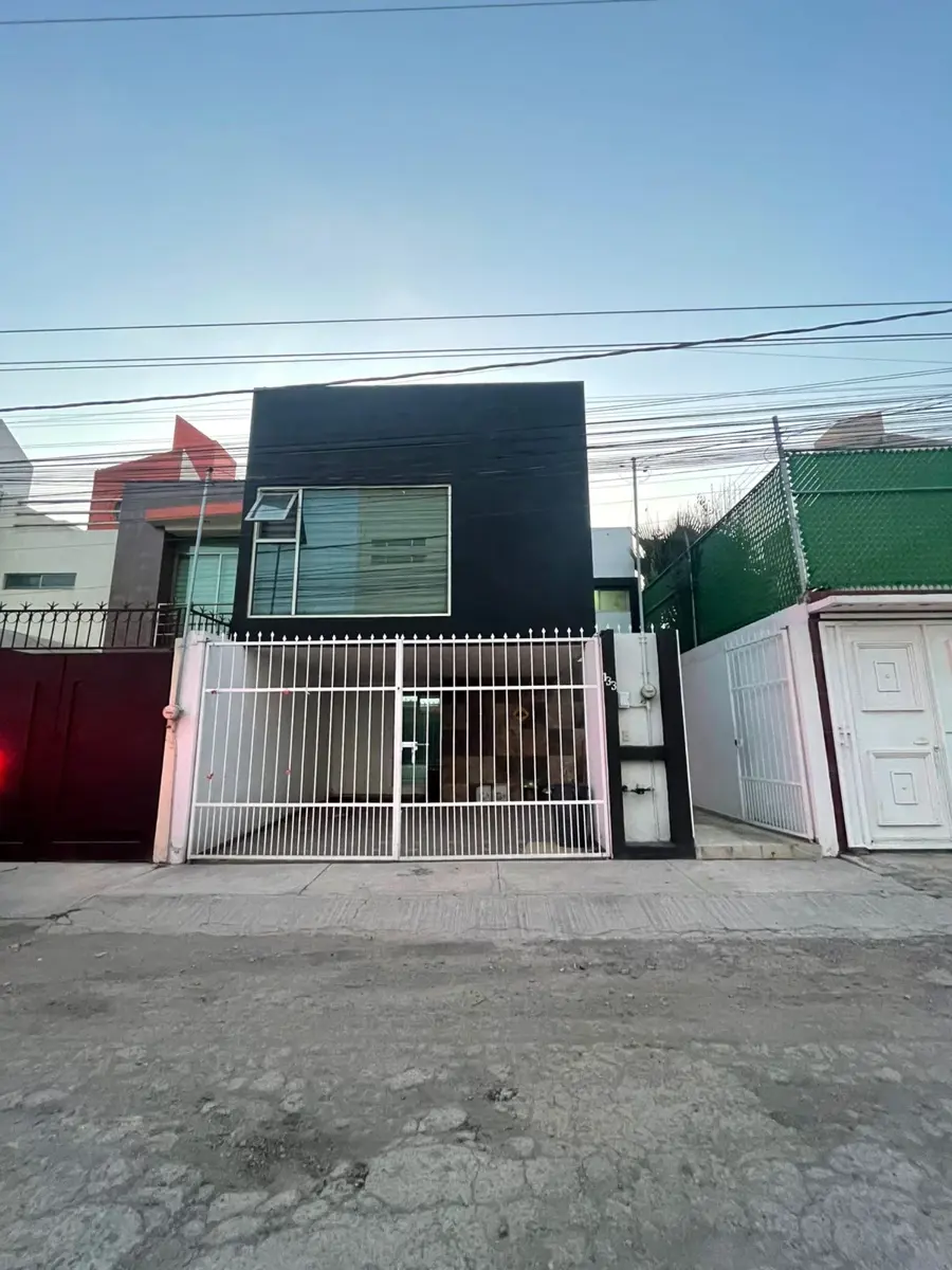 Casa en venta en Hacienda la Herradura, Pachuca de Soto — foto 1 de 12