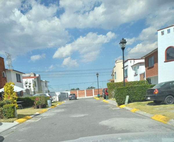 Casa en venta en La Aurora I, Zinacantepec — foto 2 de 3