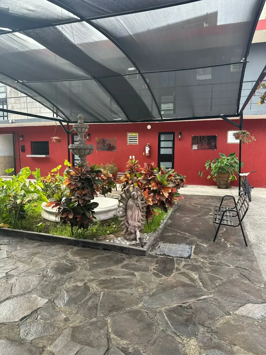 Hotel en venta en La Loma, Guadalajara — foto 1 de 35