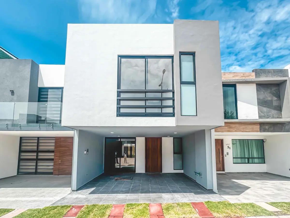 Casa en venta en Santiago Mixquitla, San Pedro Cholula — foto 1 de 40