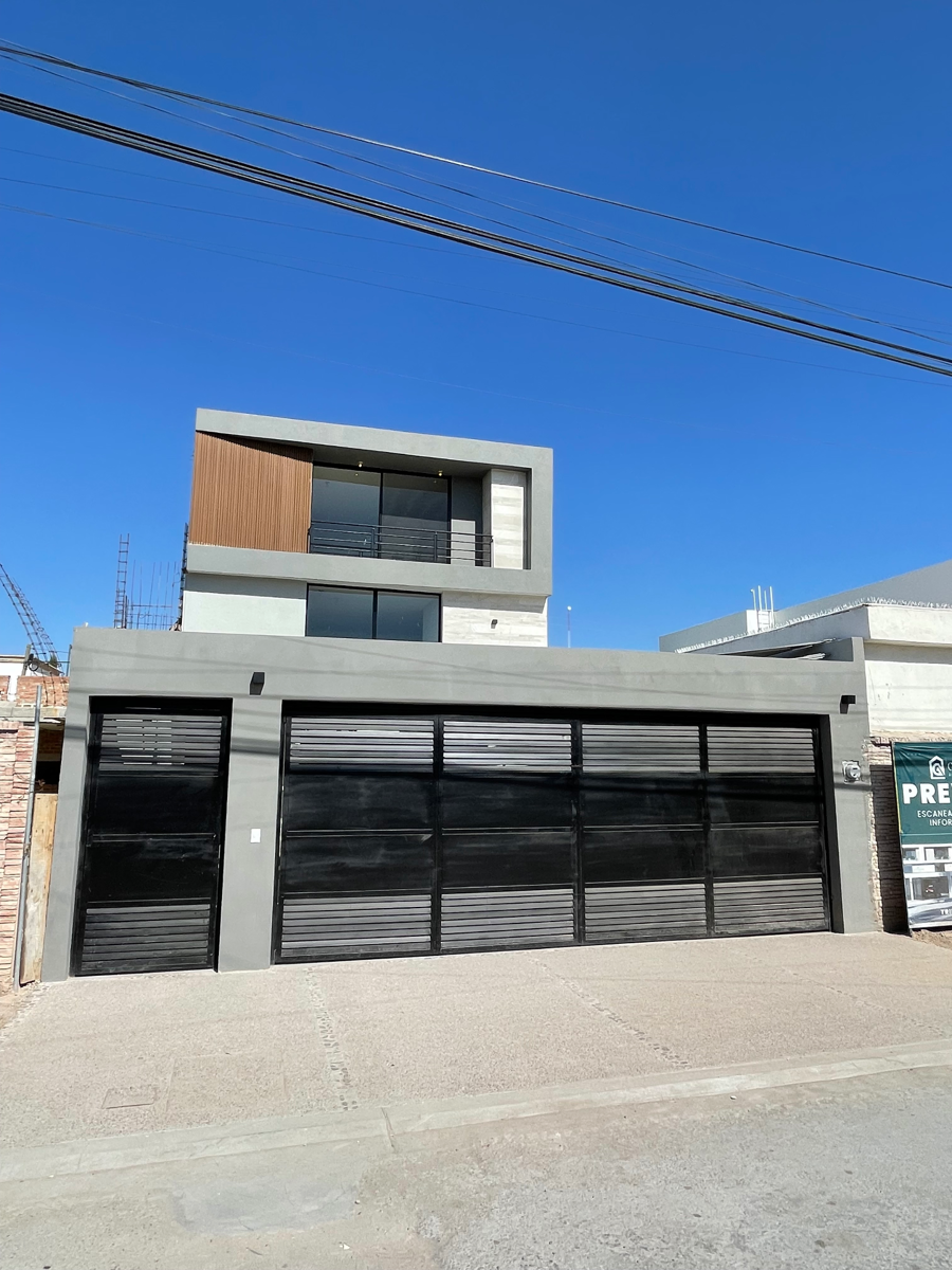 Casa en venta en Santa Bárbara, Torreón — foto 1 de 18