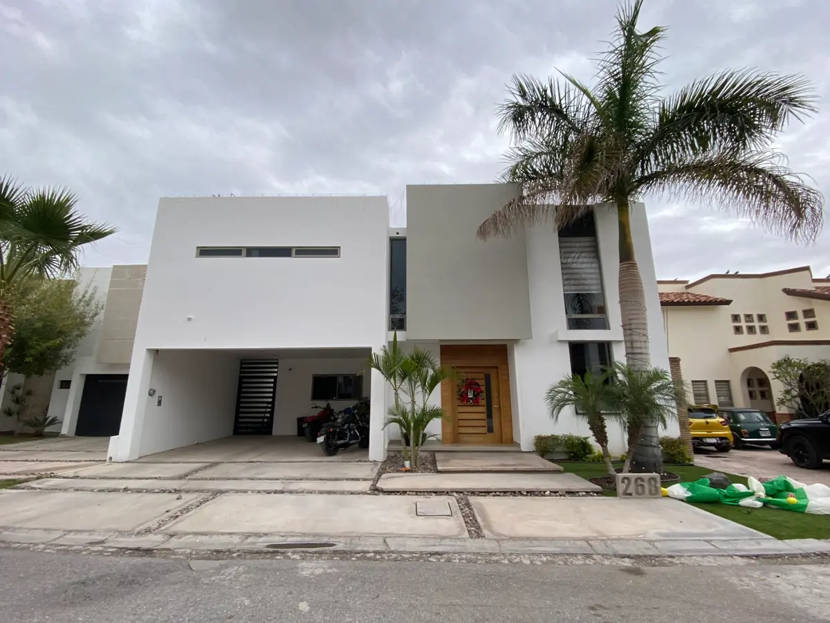 Casa en venta en Las Trojes, Torreón — foto 1 de 26