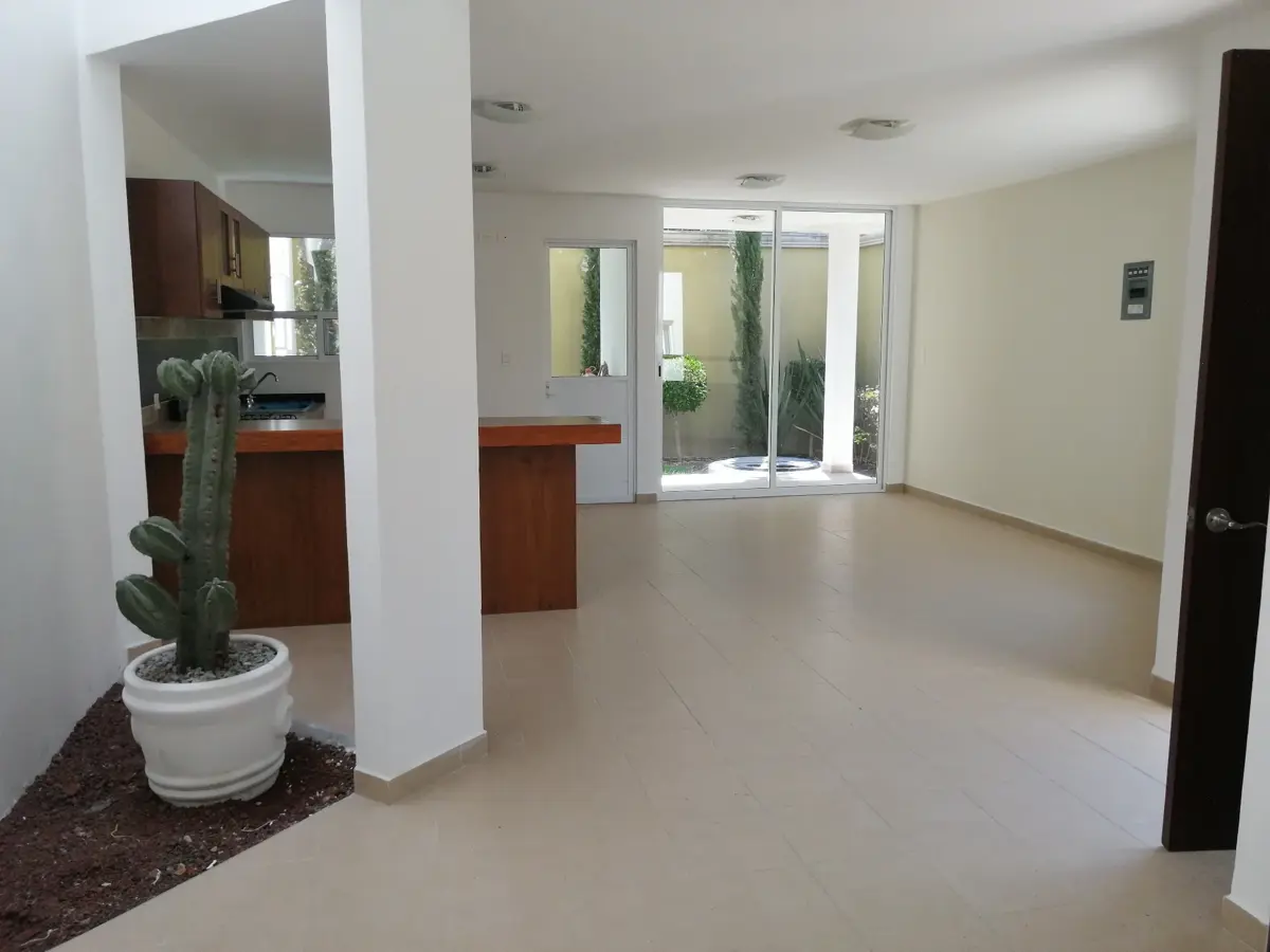 Casa en venta en Santa María Tonantzintla, San Andrés Cholula — foto 1 de 32
