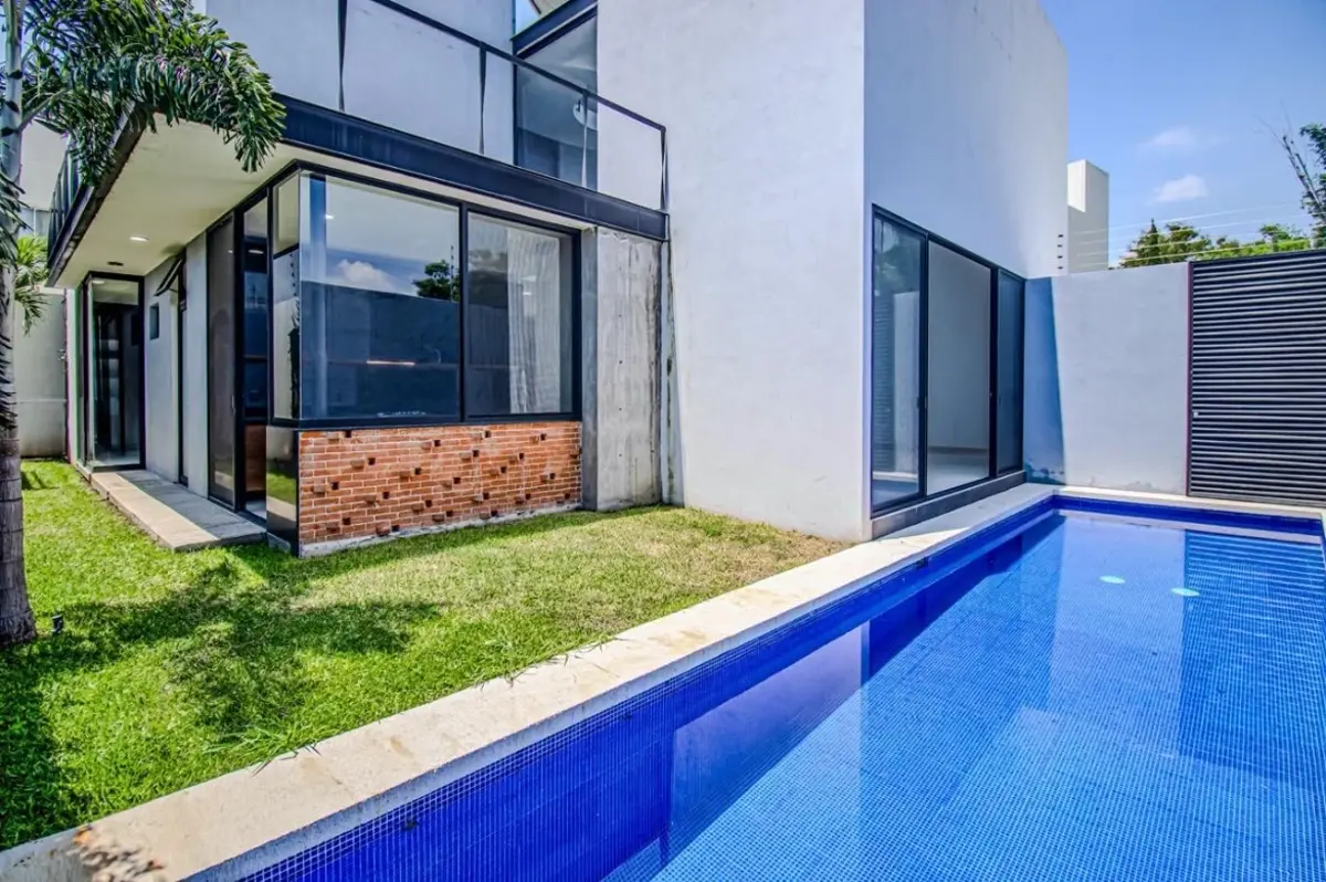 Casa en venta en Lomas de Cuernavaca, Temixco — foto 1 de 15
