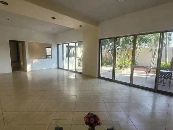 Casa en venta en Lomas de Acapatzingo, Cuernavaca — foto 3 de 44