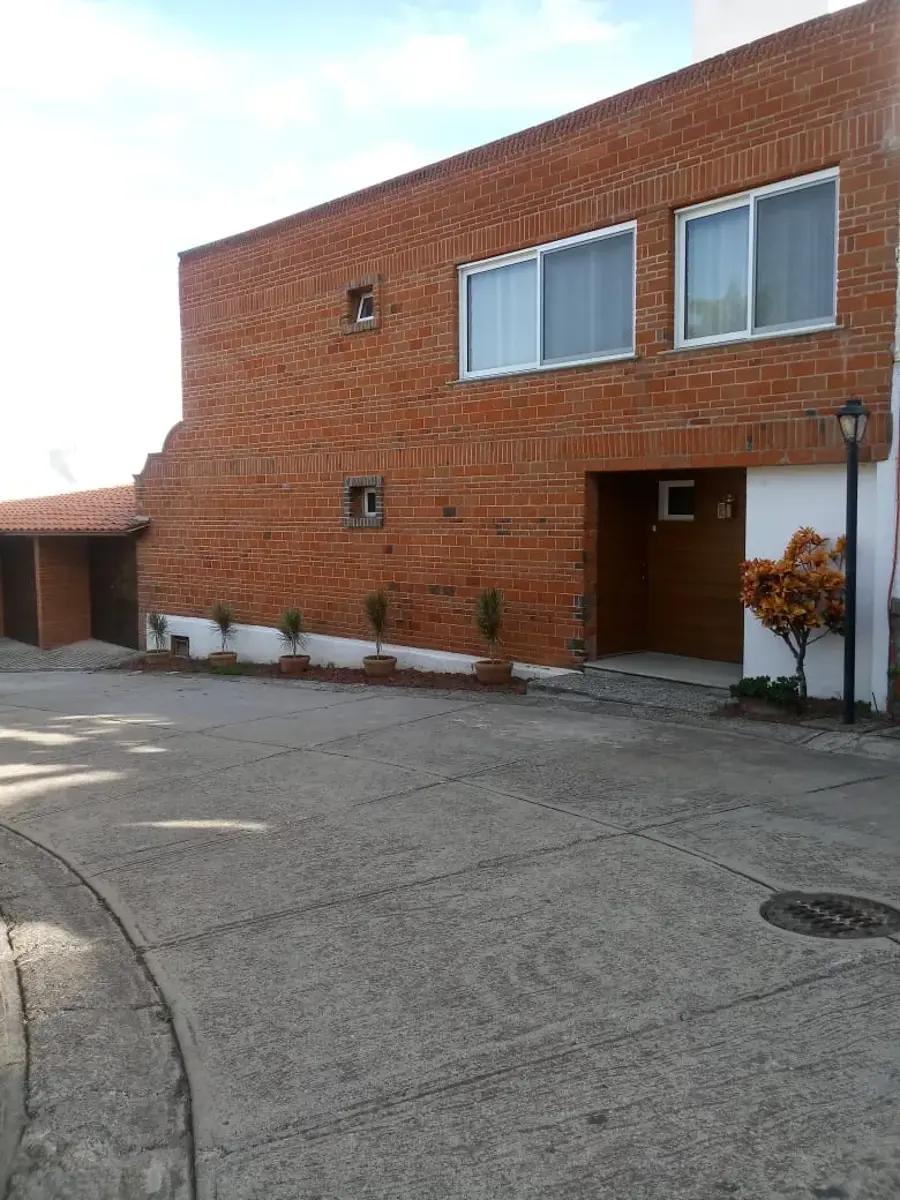 Casa en venta en Lomas de Ahuatlán, Cuernavaca — foto 1 de 24
