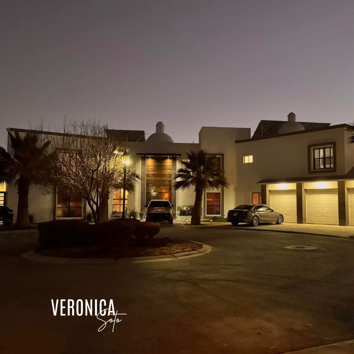 Casa en venta en Campos Eliseos, Juárez — foto 1 de 16