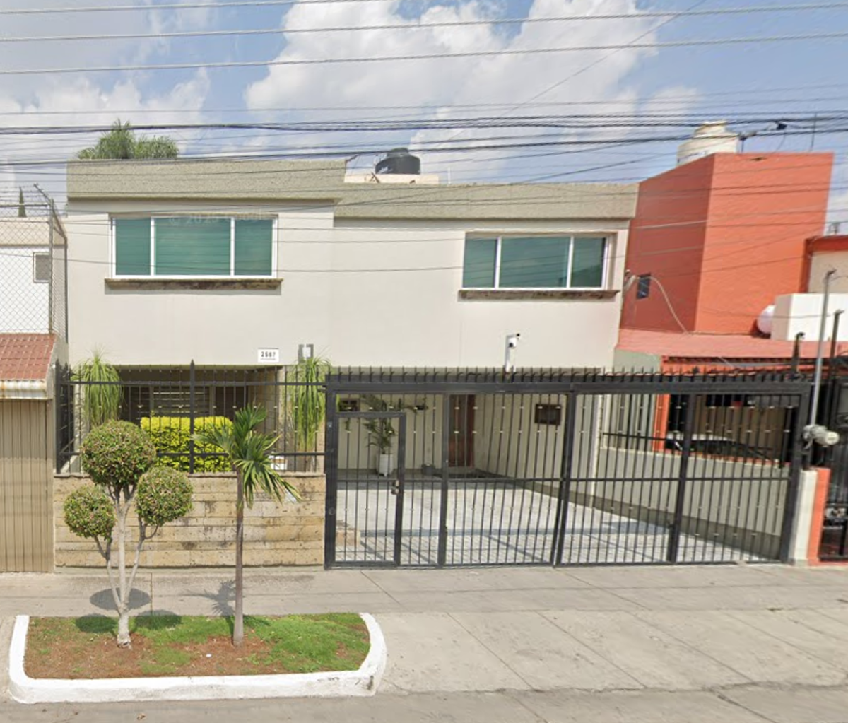 Casa en venta en Bosques de La Victoria, Guadalajara — foto 1 de 13
