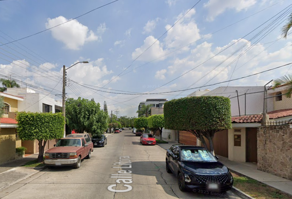 Casa en venta en Bosques de La Victoria, Guadalajara — foto 2 de 13