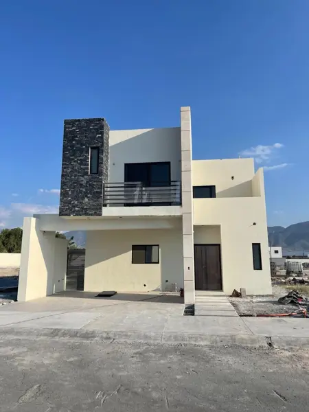 Casa en Venta Fracc. Privado Saltillo