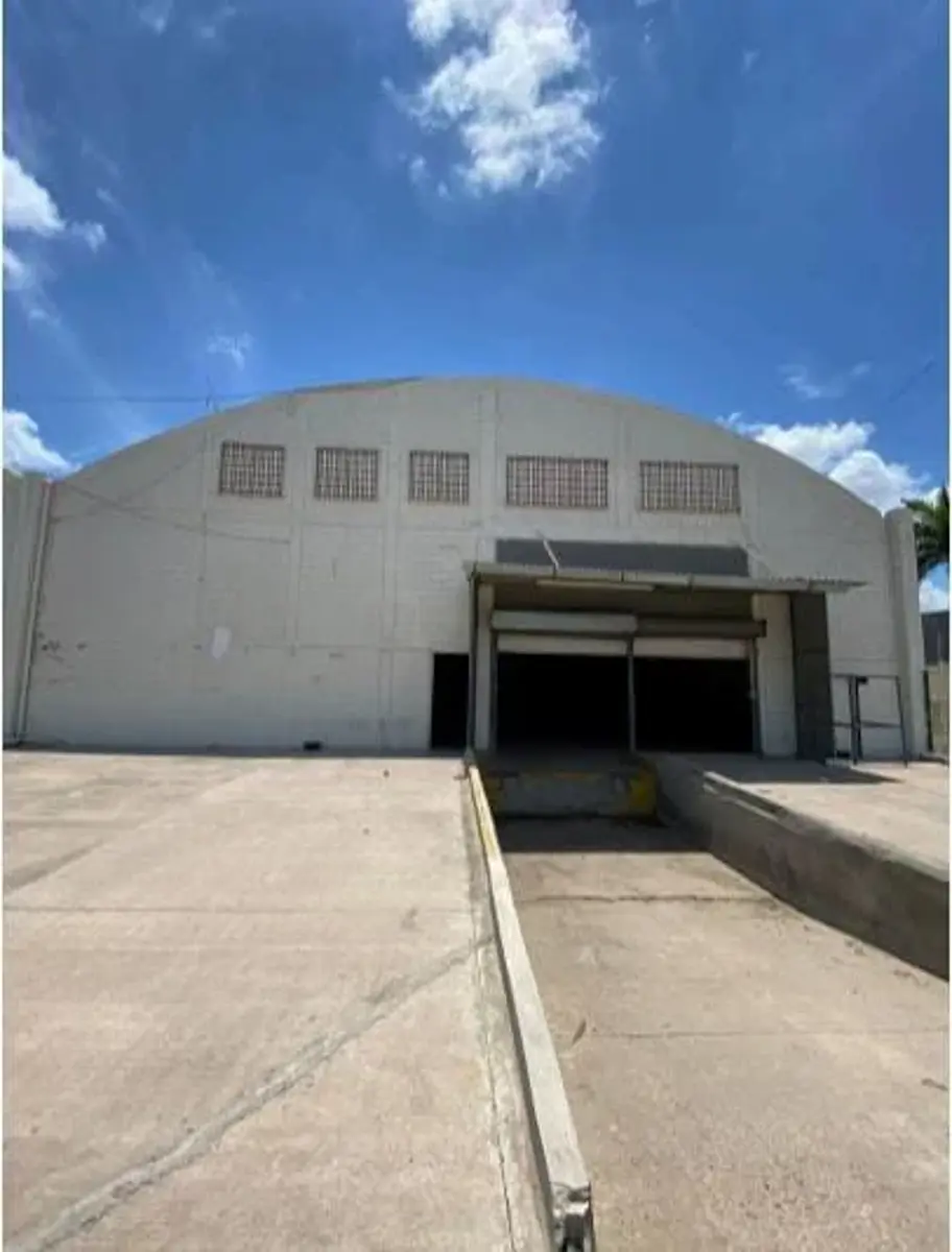 Bodega en renta en Aguaruto Centro, Culiacán — foto 1 de 9