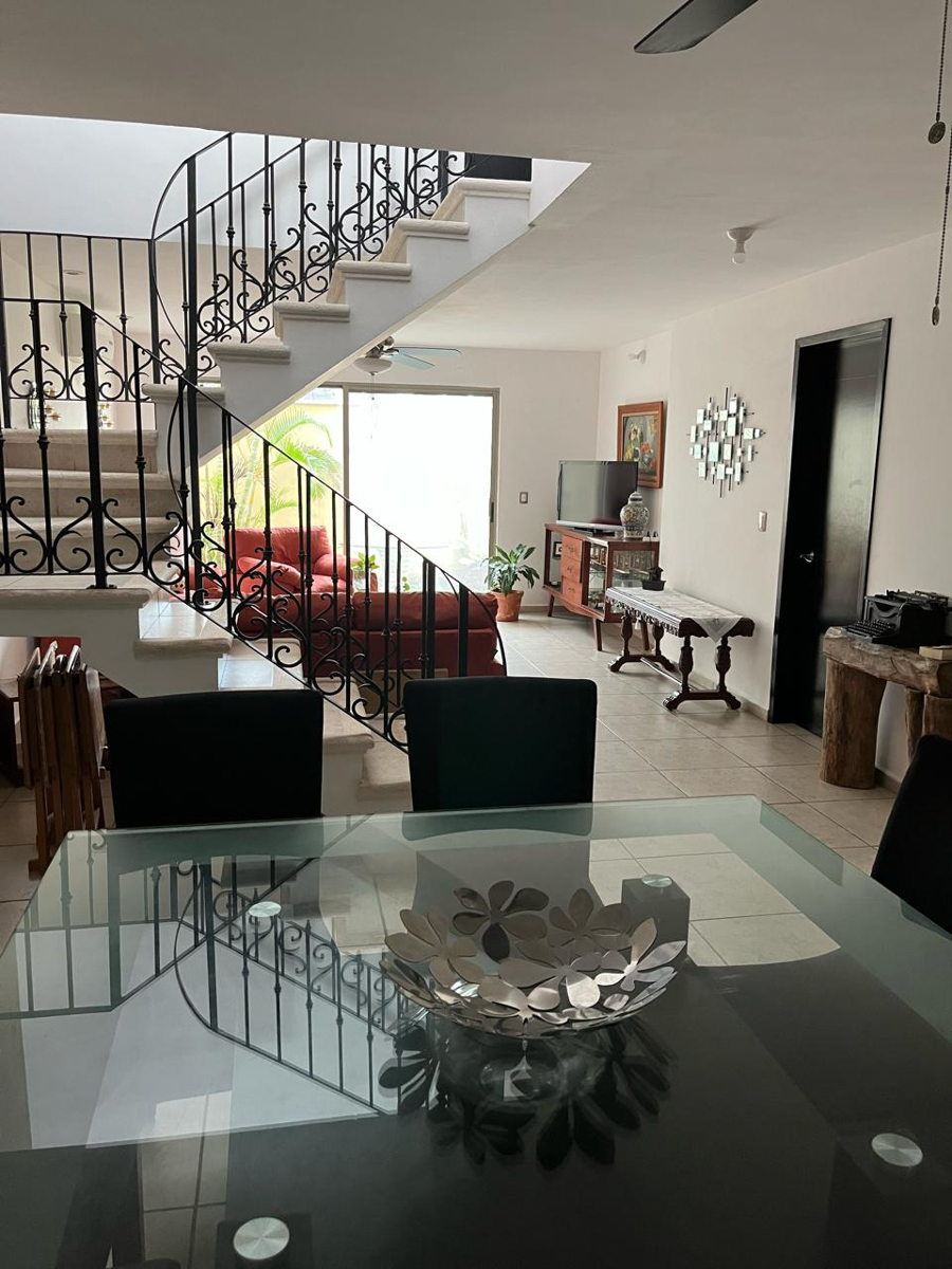 Casa en venta en Las Lomas Residencial, Alvarado — foto 1 de 7