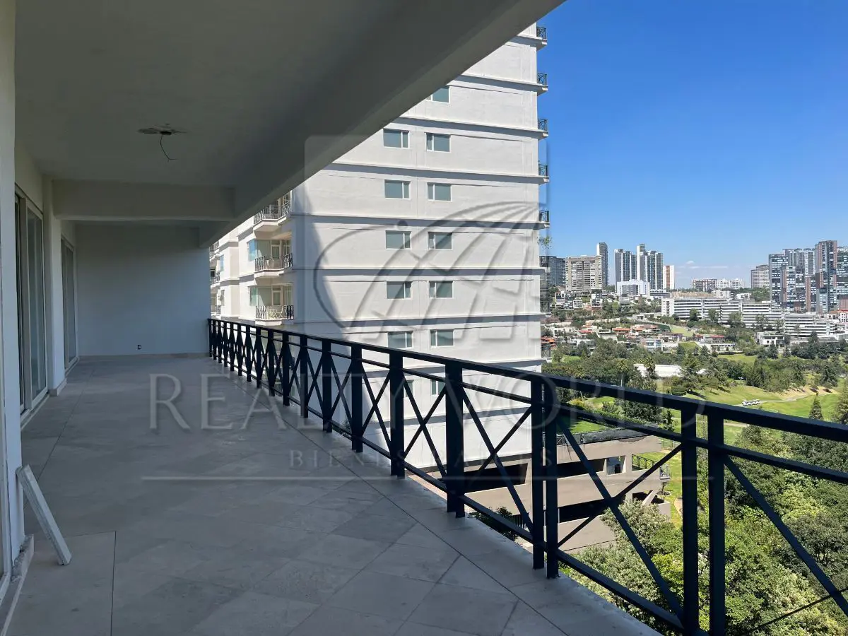 Departamento en venta en Bosque Real, Huixquilucan — foto 1 de 20