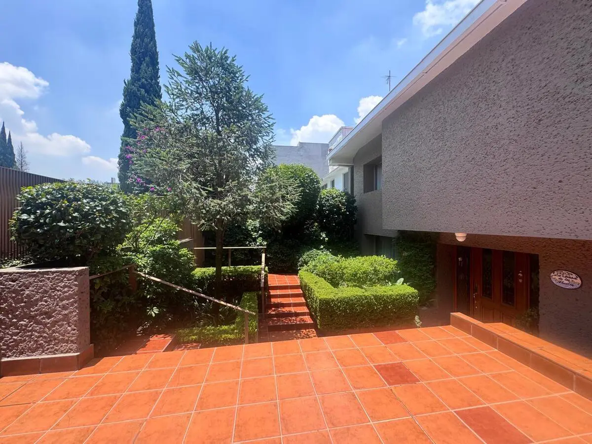 Casa en venta en Parque del Pedregal, Tlalpan — foto 1 de 21