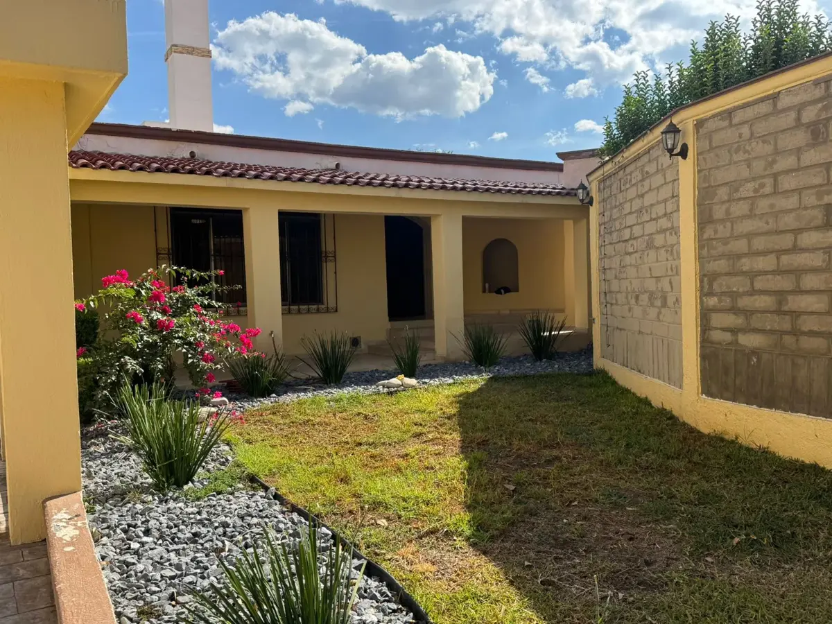 Casa en venta en San Lorenzo, Saltillo — foto 1 de 11