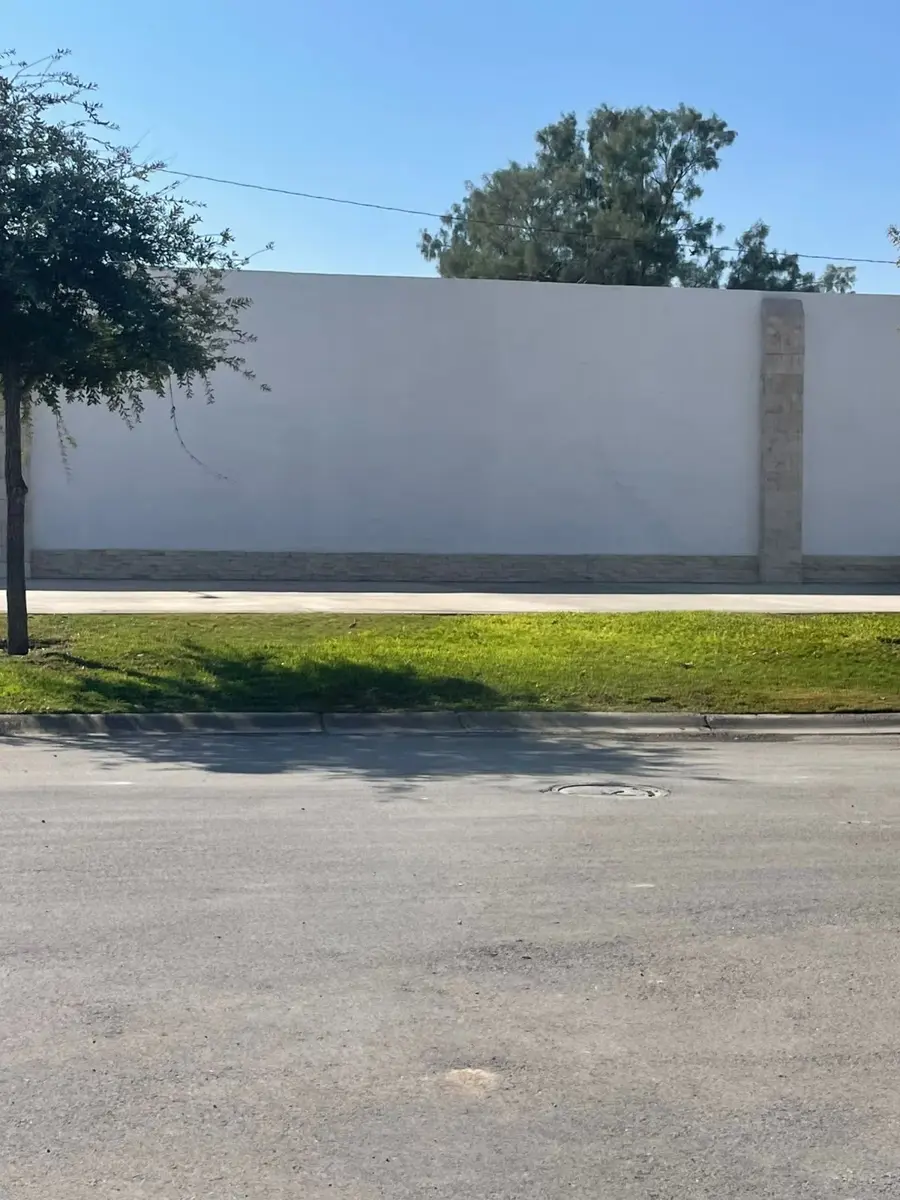 TERRENO EN VENTA EN ALMERAS TERRENO EN VENTA EN ALMERAS