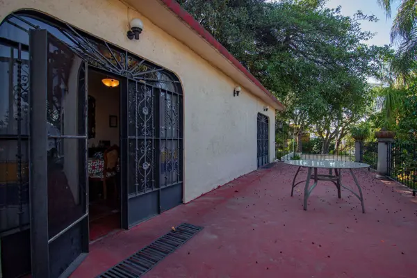Casa en venta en Lomas de Atzingo, Cuernavaca — foto 2 de 23