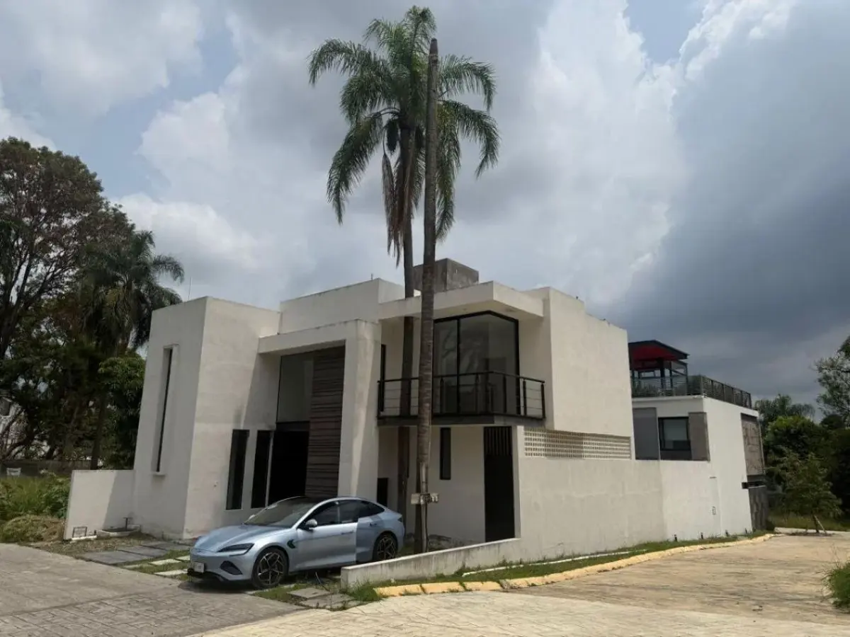 Casa en venta en Acapatzingo, Cuernavaca — foto 1 de 17