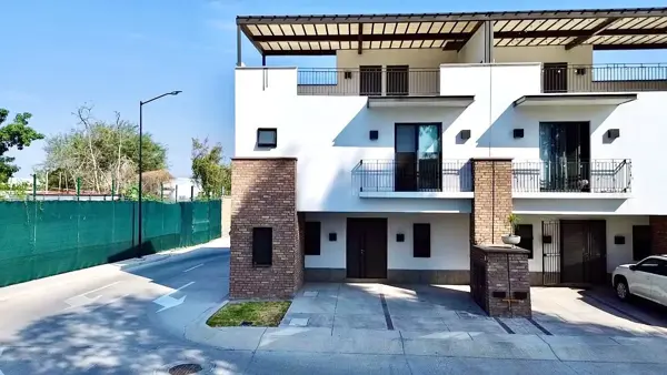 Casa en venta en Aria Boscaje Residencial, León — foto 2 de 18