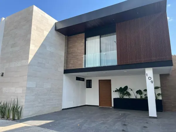 Casa en venta en Porta Fontana, León — foto 3 de 19