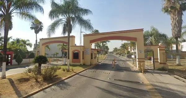 Casa en venta en Real Del Valle, Tlajomulco de Zúñiga — foto 2 de 10