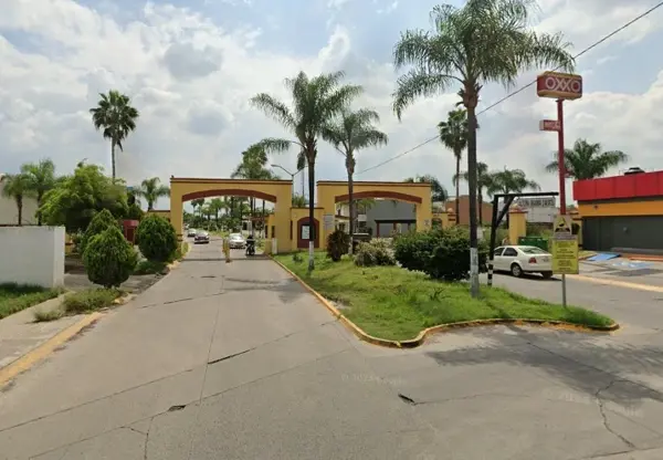 Casa en venta en Real Del Valle, Tlajomulco de Zúñiga — foto 3 de 10