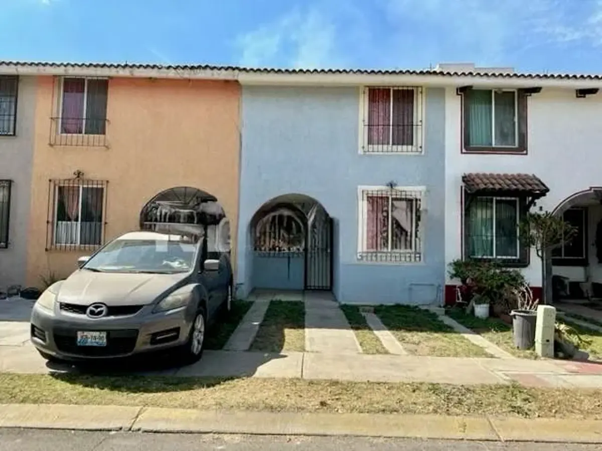 Casa en venta en Real Del Valle, Tlajomulco de Zúñiga — foto 1 de 10