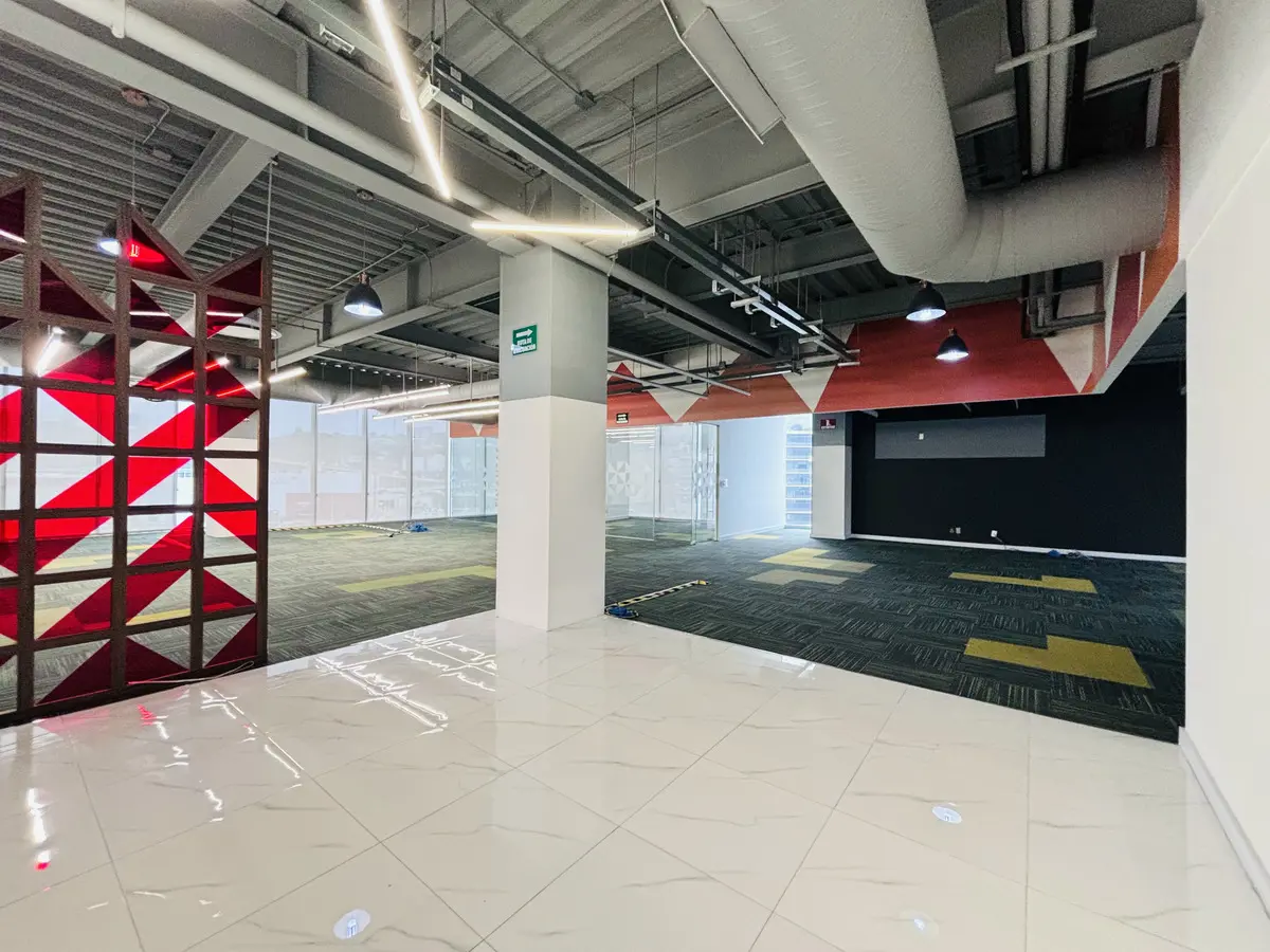Oficina en renta en Zona Industrial 2 (México Nuevo), Atizapán de Zaragoza — foto 1 de 50