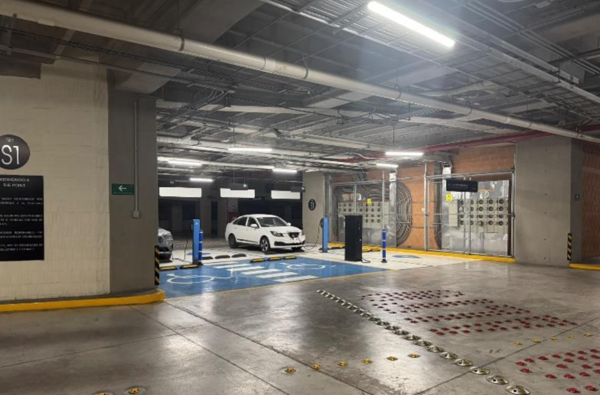 Oficina en renta en Lomas de Santa Fe, Álvaro Obregón — foto 3 de 11