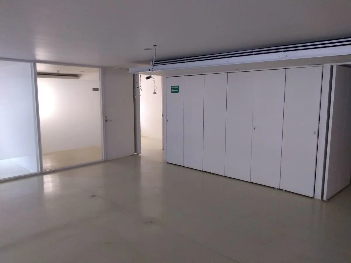 Oficina en renta en Bosques de las Lomas, Cuajimalpa de Morelos — foto 1 de 13