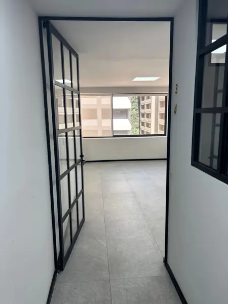 Oficina en renta en Bosques de las Lomas, Cuajimalpa de Morelos — foto 2 de 8