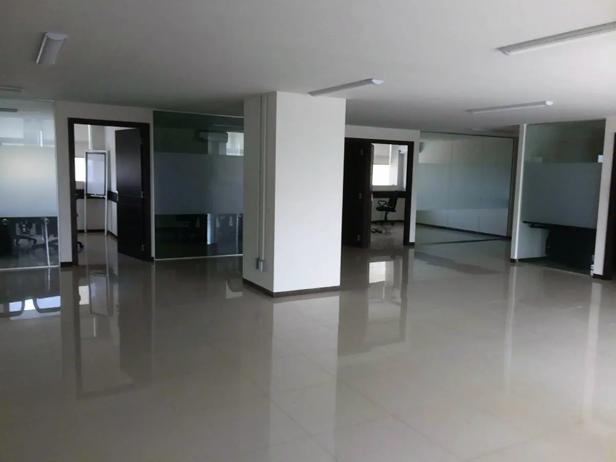 Oficina en renta en Lomas de Tecamachalco, Naucalpan de Juárez — foto 1 de 11