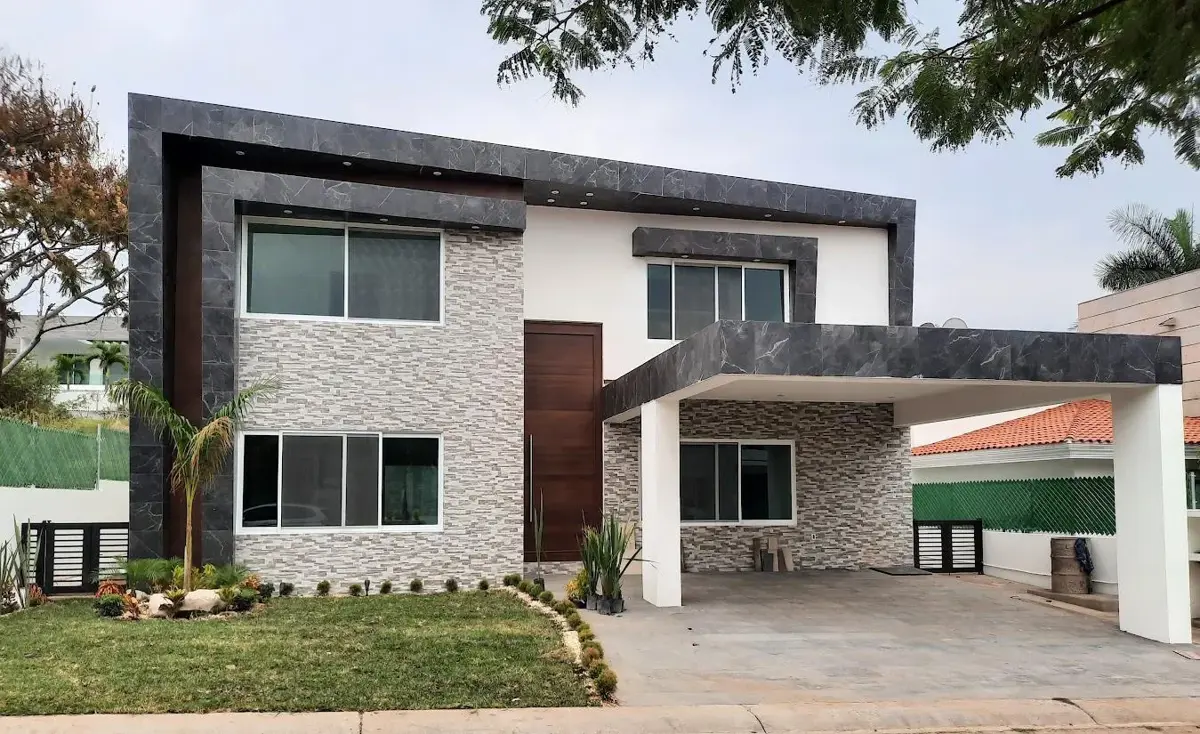 Casa en venta en Lomas de Cocoyoc, Atlatlahucan — foto 1 de 4