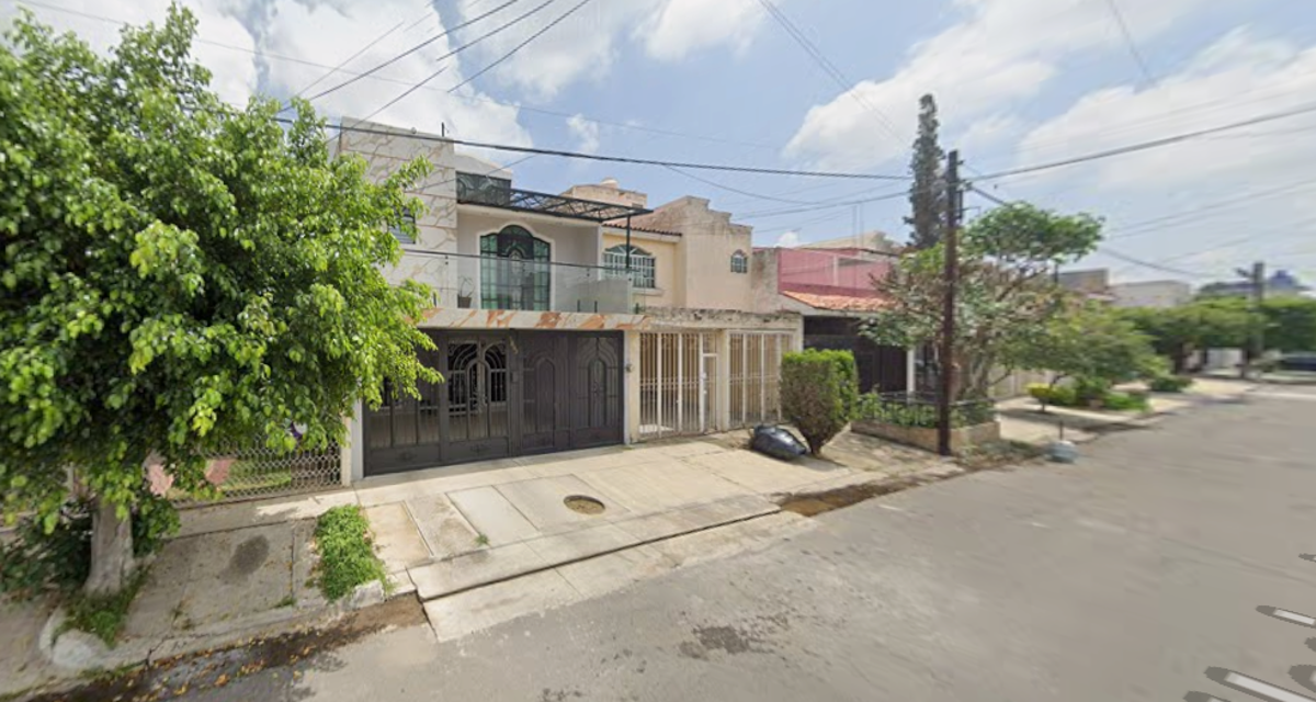 Casa en venta en Circunvalacion Oblatos, Guadalajara — foto 1 de 10